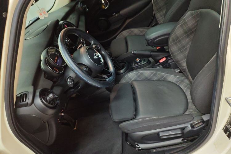 Used MINI MINI 2016 1.5T COOPER Five-Door Edition