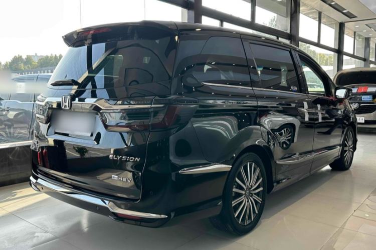 Used Honda Elysion 2022 2.0L eHEV Luxury Edition
