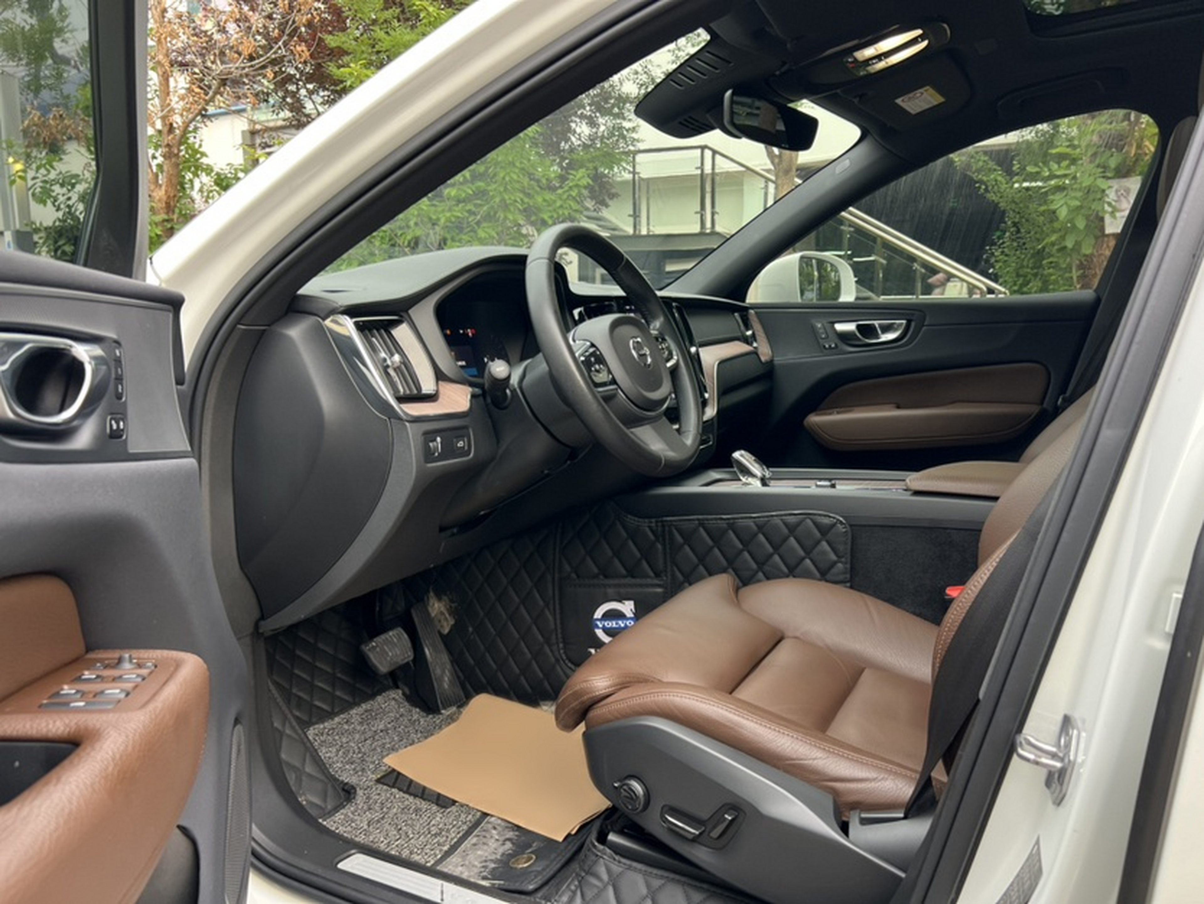 Vordere Reihe im Auto