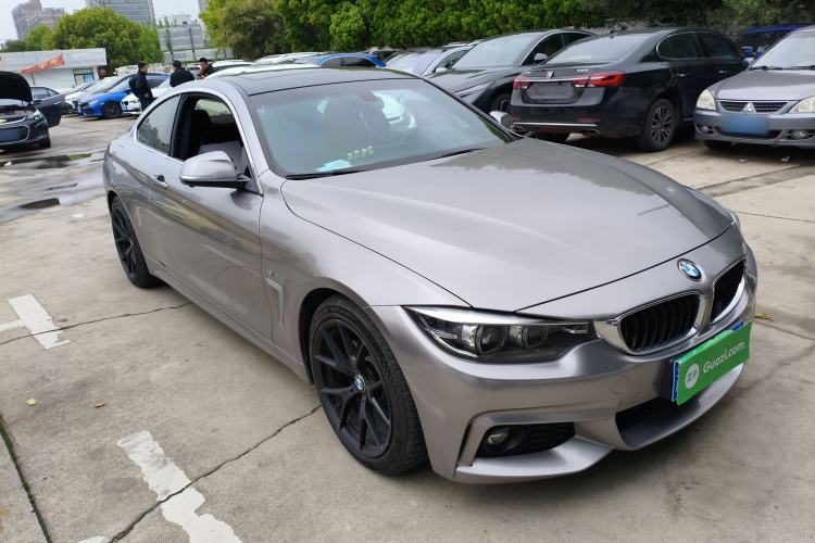 Used BMW 4 Series 2019 425i M Sport Package Front Right 45 Deg