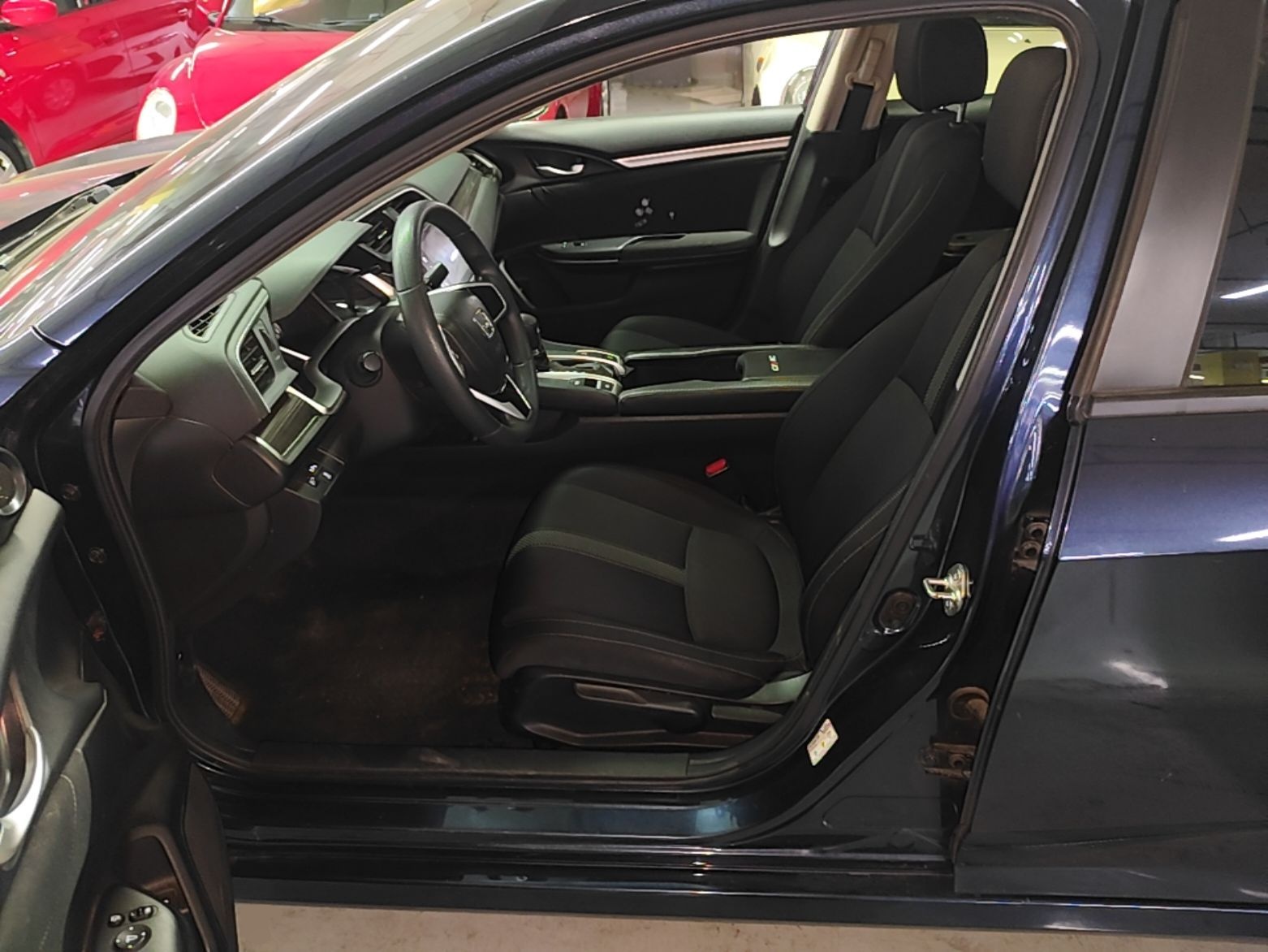 Interior delantero