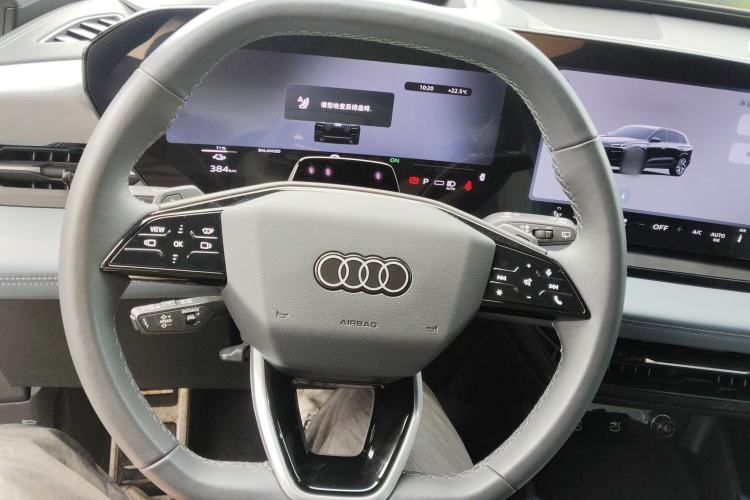 Used Audi Q6L e-tron 2026 First Launch Navigation Edition Steering Wheel
