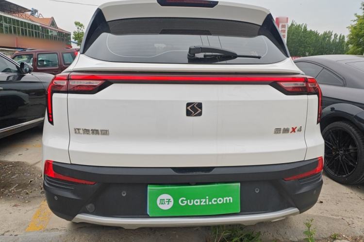 Used SOL X4 2021 1.5T CVT Chief Edition
