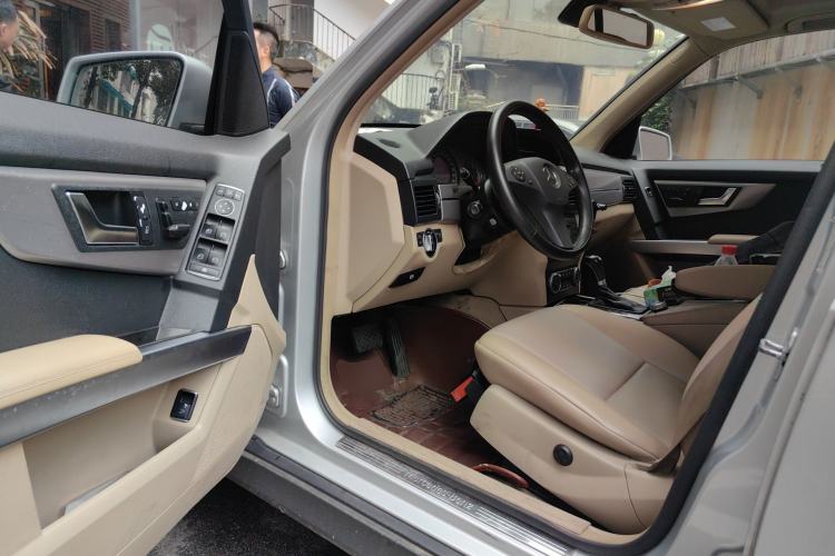 Used Mercedes-Benz GLK-Class 2011 GLK 300 4MATIC Fashion Model Driver Seat