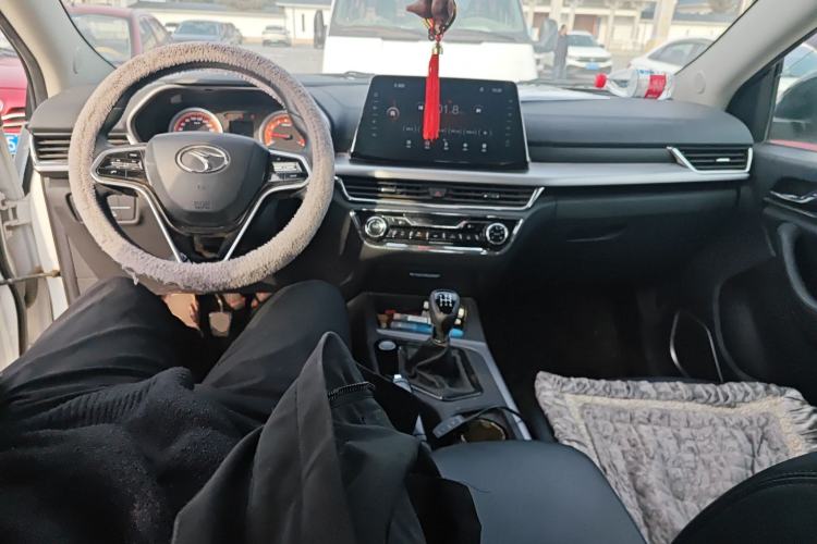 Used Soueast DX5 2021 1.5L Manual Luxury Version
