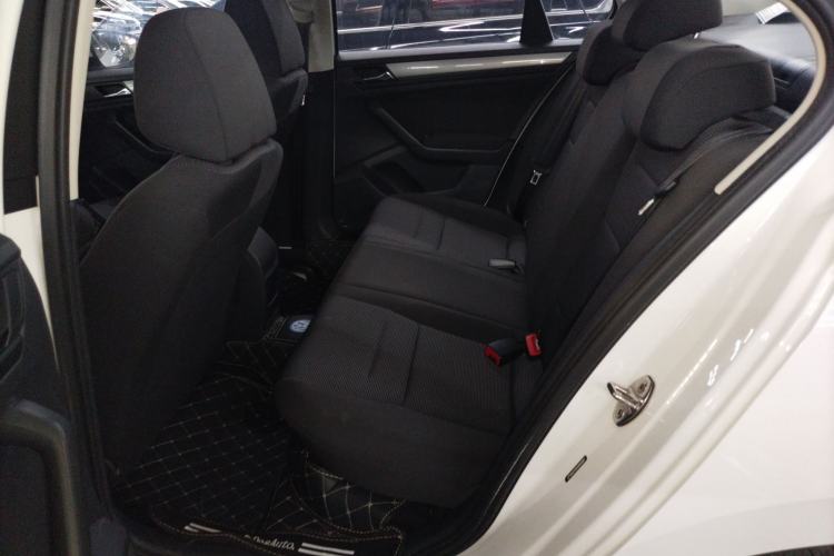 Used Volkswagen Bora 2017 1.6L Automatic Fashion Model Left Rear Seat