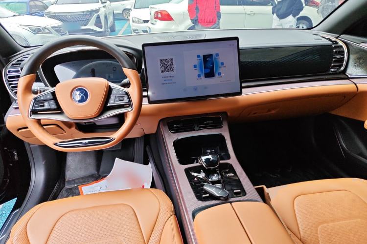 Used BYD Han 2022 DM-i 121KM Luxury Model
