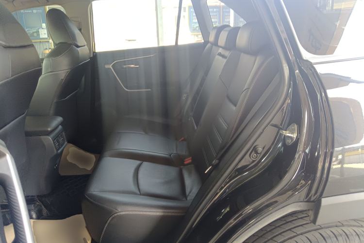 Used Toyota RAV4 2020 2.0L CVT Two-Wheel Drive Fashion PLUS Edition
