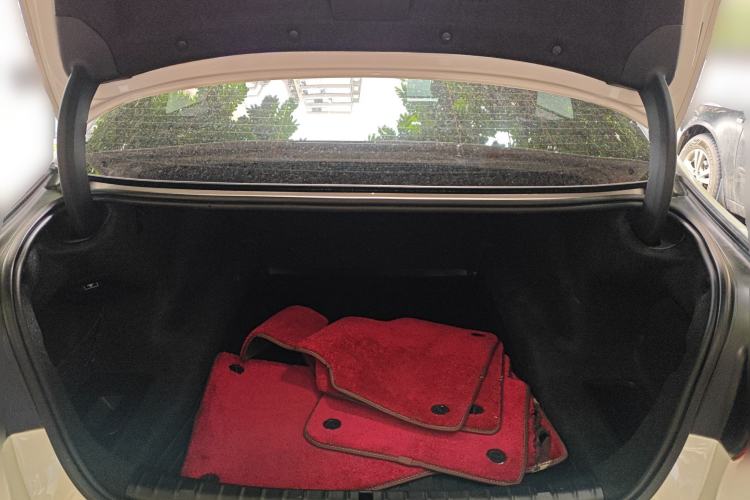 Used BMW 5 Series 2018 Restyled 530Li Leading Edition M Sport Package