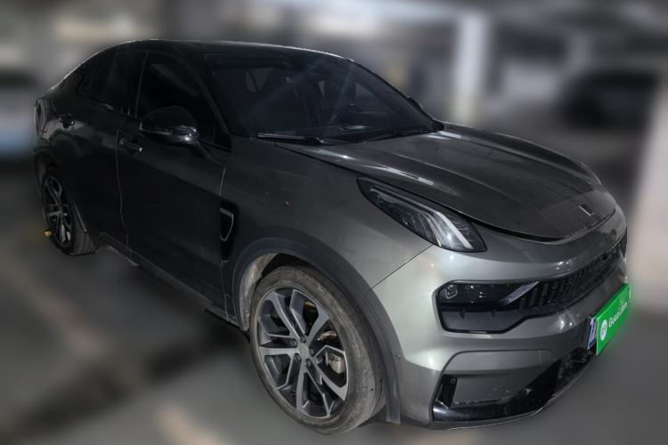 Used Lynk & Co 05 2020 2.0TD Four-Wheel Drive HypeHalo Front Right 45 Deg