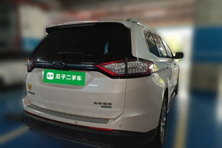 Used Ford Edge 2016 EcoBoost 245 Two-Wheel-Drive Titanium 7-Seater Rear Right 45 Deg