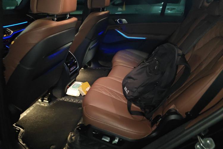 Used BMW X7 2021 xDrive40i Luxury M Sport Package
