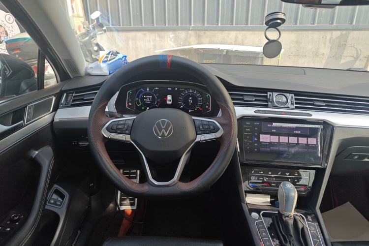 Used Volkswagen Magotan GTE Plug-in Hybrid 2022 GTE Luxury Model
