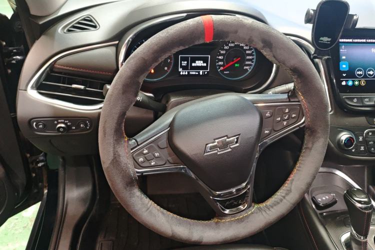 Used Chevrolet Malibu XL 2019 Redline 550T Automatic Sport Edition Steering Wheel