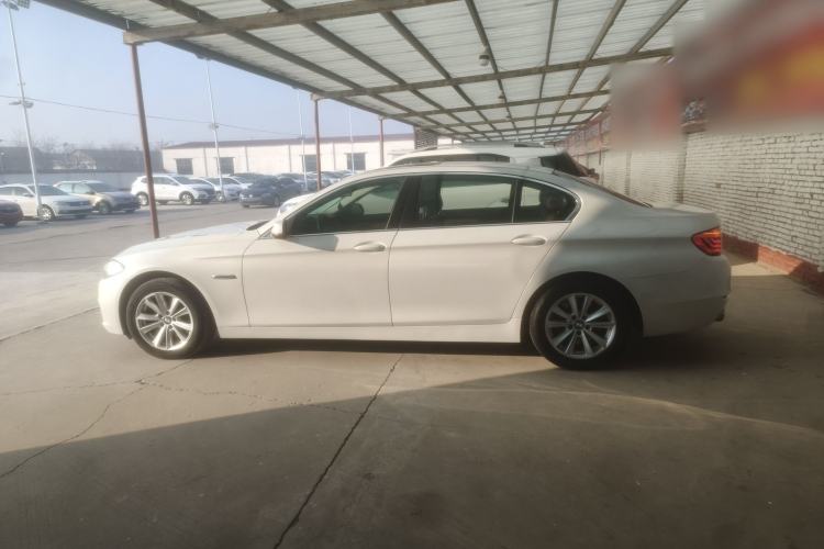 Used BMW 5 Series 2014 520Li Elegant Model
