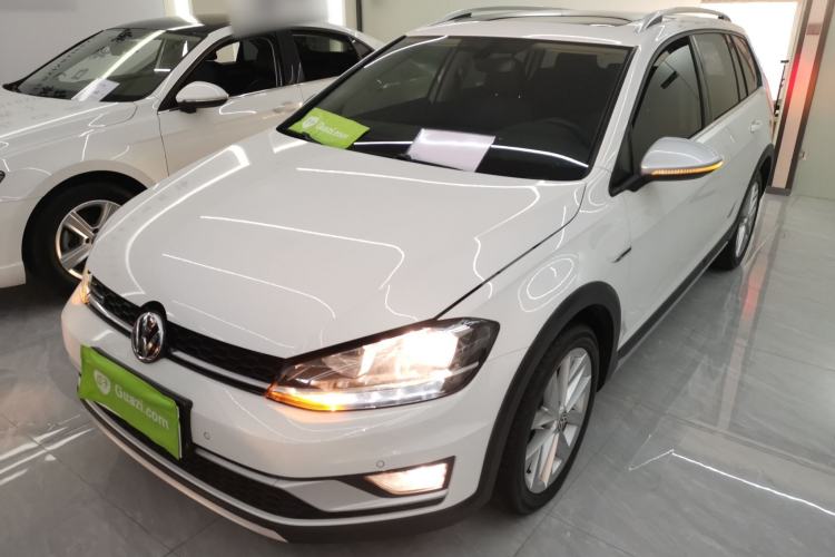Used Volkswagen Golf 2019 1.8TSI Travel Edition