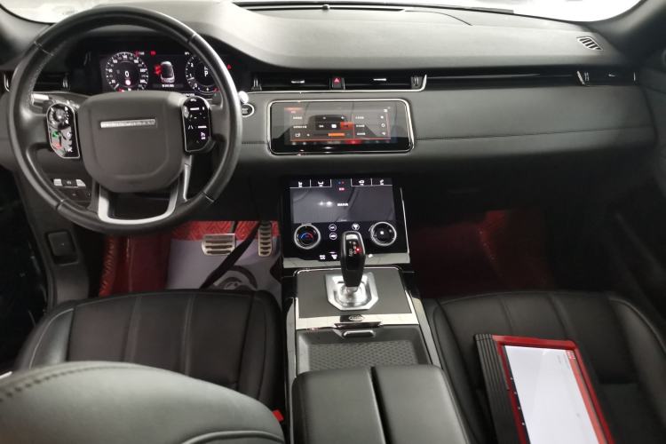 Used Land Rover Range Evoque 2020 249 PS R-DYNAMIC SE Sport Technology Edition Center Console