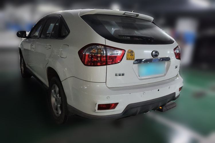 Used BYD S6 2013 Jingyue Edition 2.0L Manual Luxury Model 5 Seats
