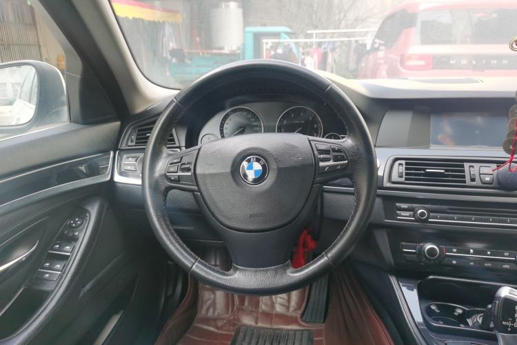 Used BMW 5 Series 2013 520Li Elegant Edition
