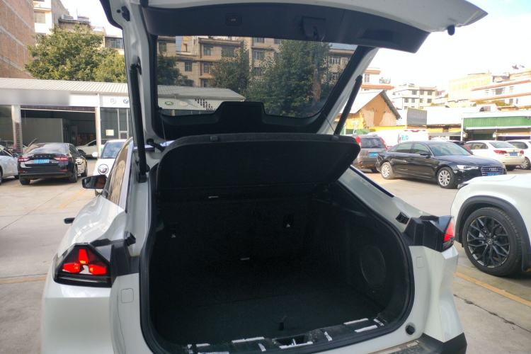 Used Deepal L07 2025 230 Ultra with DeepBlue Intelligent Driving AD PRO Extended-Range Version