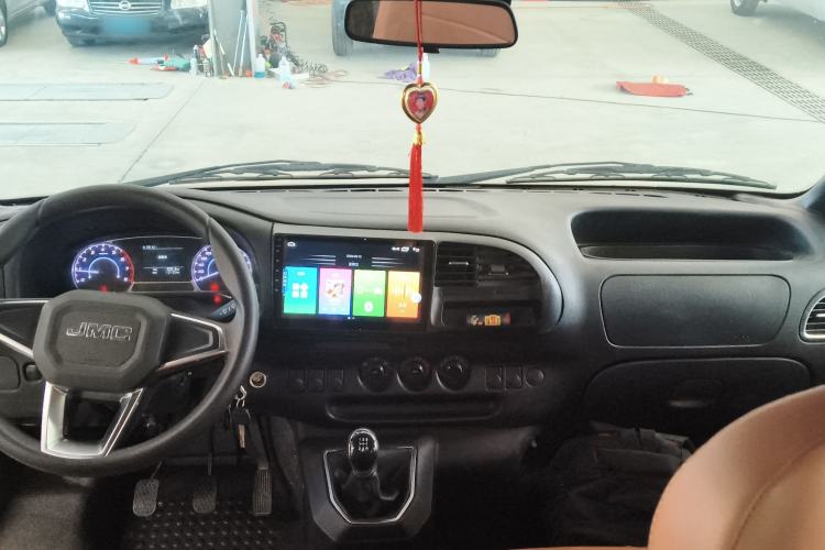 Used JMC Transit 2021 2.8T Space King Standard Version Short Wheelbase Mid-Height Roof 6-Seater Diesel Euro VI JX493
