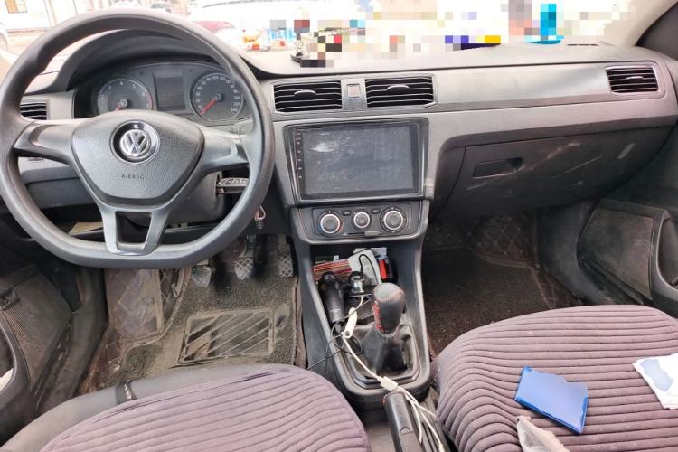 Used Volkswagen Santana 2016 1.4L Manual Fashion Edition
