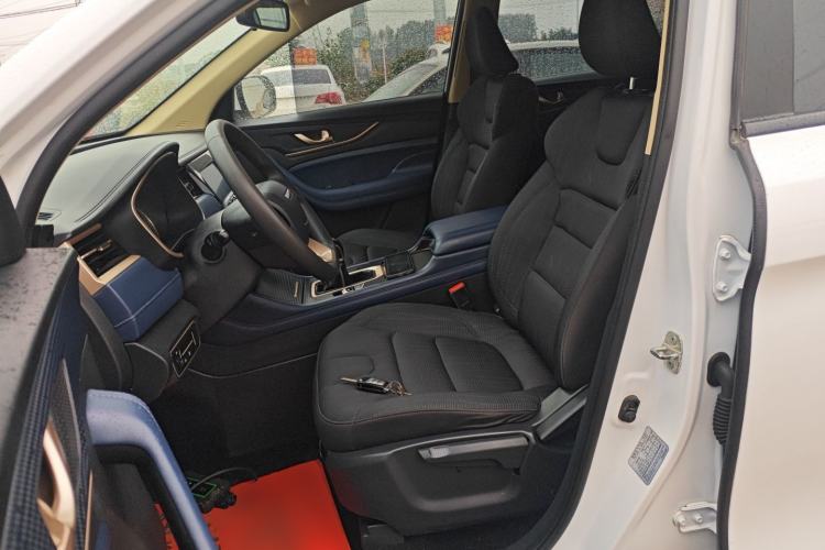 Used Oshan COS1 2020 1.5T Manual Fashion Edition 6 Seats