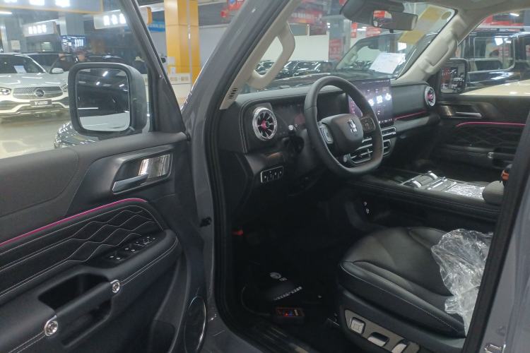 Used Tank 300 New Energy 2025 Hi4-T