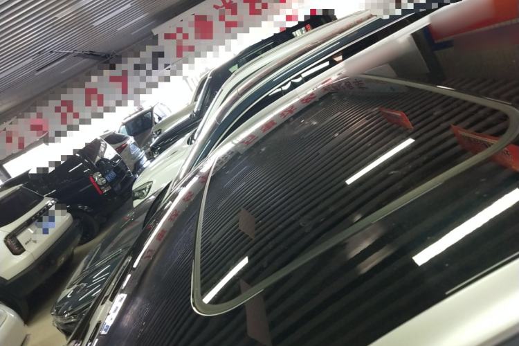 Used Wuling Asta 2022 2.0L DHT Electric-Speed Version Roof