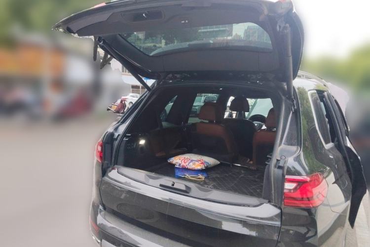 Used BMW X7 