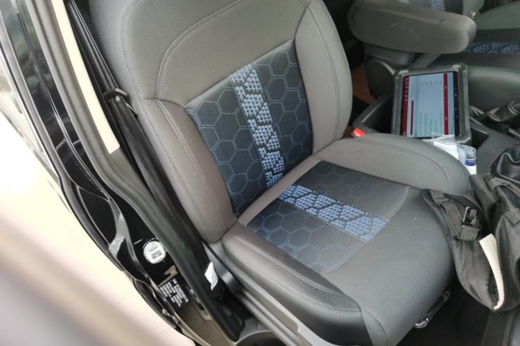 Used FORTHING Lingzhi 2023 M5L 1.6L Comfort Edition 7-Seater