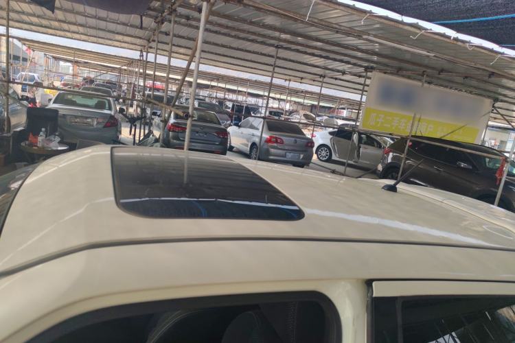 Used Infiniti ESQ 2014 1.6L Spontaneous Edition