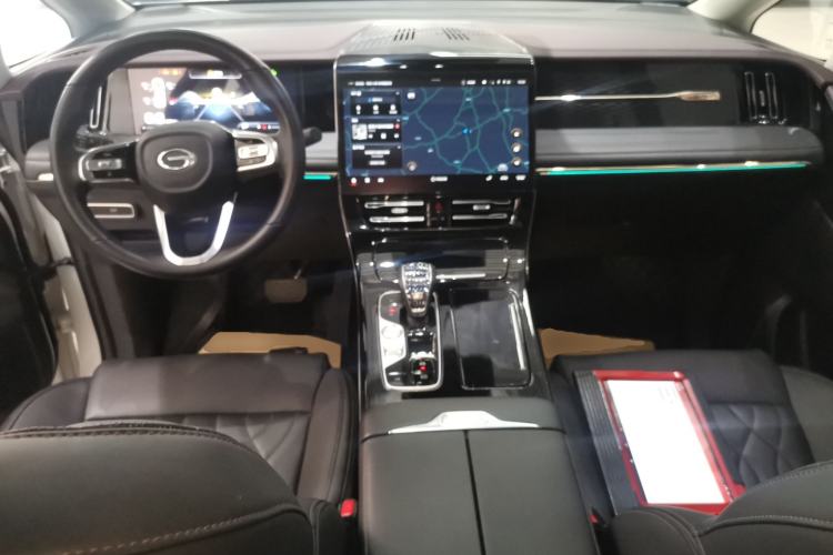 Used GAC Trumpchi M8 2024 Master Series 400T Ultimate Edition Center Console