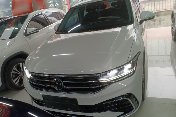 Used Volkswagen Tiguan L 2022 330TSI Automatic Two-Wheel Drive R-Line Enhanced Edition