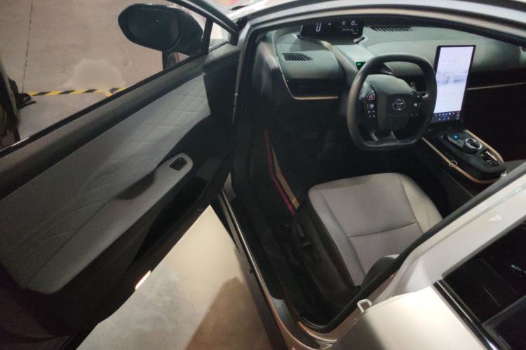 Used Toyota bZ3 2024 517 km Elite PRO