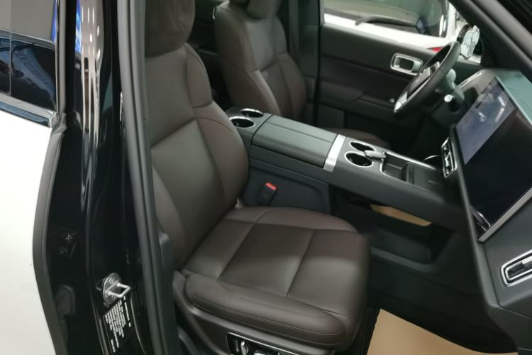 Used Li Auto L8 2023 Pro Model
