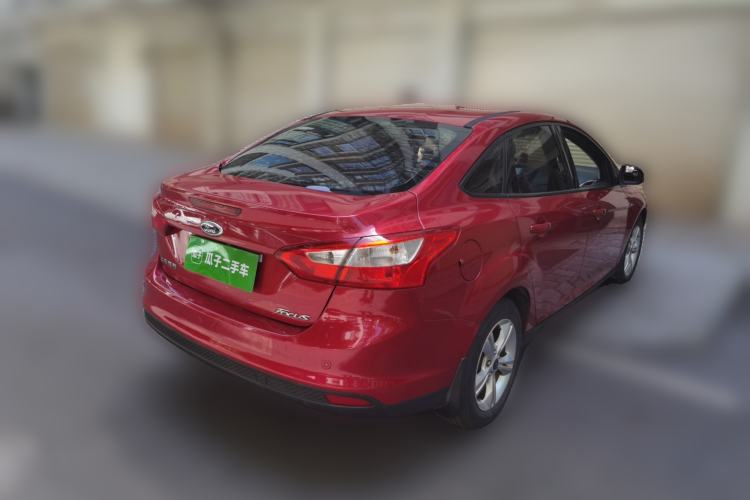 Used Ford Focus 2012 Sedan 1.6L Manual Fashion Edition