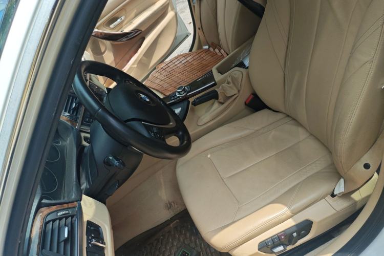 Used BMW 3 Series 2013 Facelift 328Li Luxury Design Package Left Front Seat