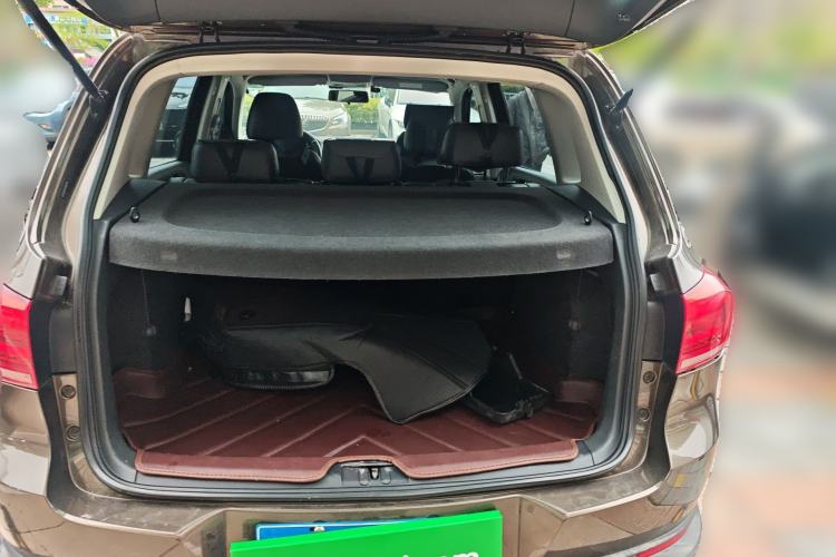 Used Volkswagen Tiguan 2015 1.8TSI Automatic Two-Wheel Drive Trend Edition Trunk