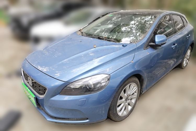 Used Volvo V40 2016 T3 Zhiyi Edition