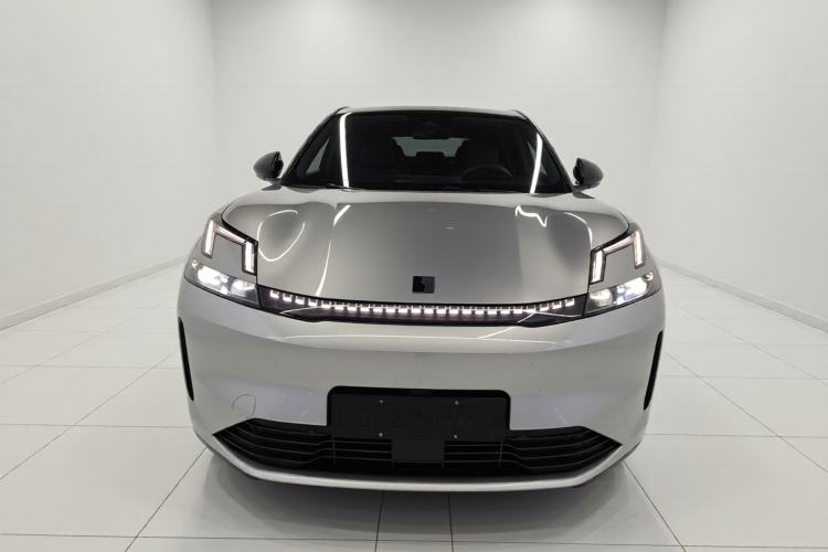 Used Lynk & Co 08 EM-P 2023 220 km Limited-Time Edition Front