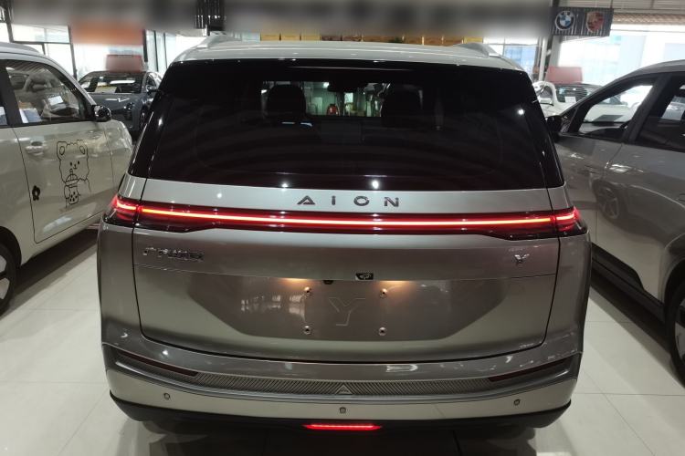 Used AION Y 2023 Younger Star Edition