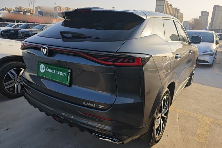 Used Changan UNI-Z New Energy 2024 Blue Whale Smart Electric iDD 125km Beyond Edition