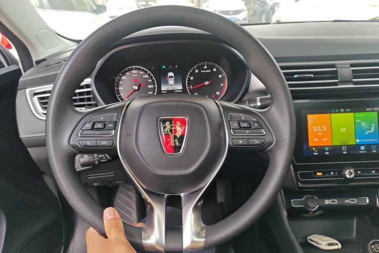 Used Roewe i5 2019 1.5L Manual 4G Connect Leehao Flagship Edition
