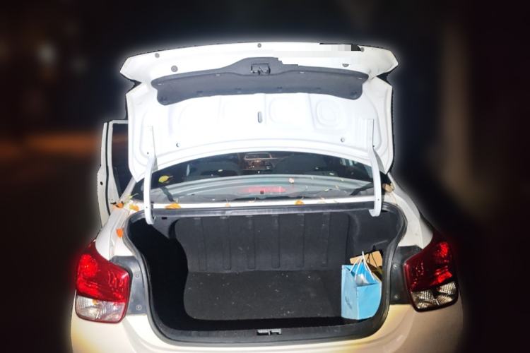 Used Hyundai Verna (older generation) 2017 1.4L Manual Huancai Edition China V Standard Trunk