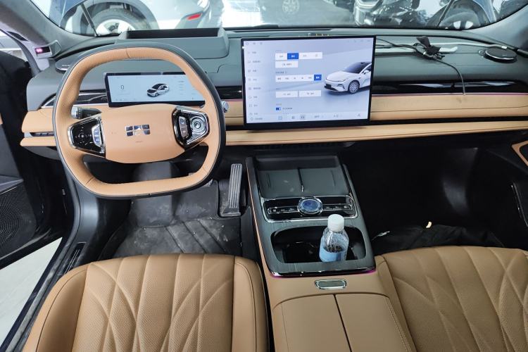 Used Geely Galaxy 8 2025 130km EM-P Starship Edition