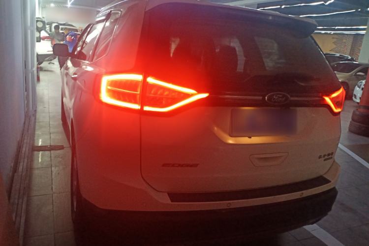 Used Ford Edge 2018 EcoBoost 245 Two-Wheel-Drive Titanium 5-Seater China V Standard