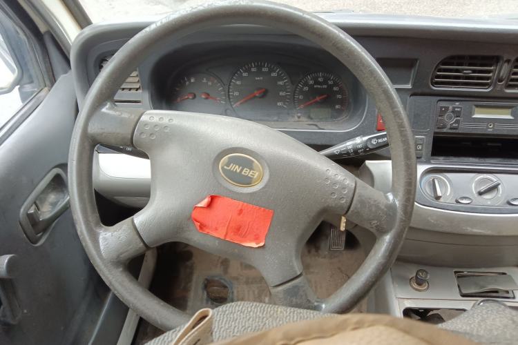 Used Jinbei Hiace 2011 2.0L 5th Generation Kuaiyunwang Luxury Edition 4G19 Steering Wheel