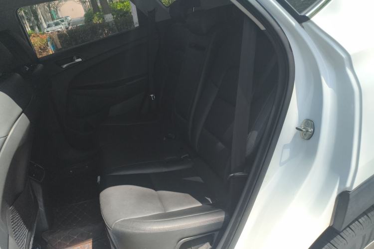 Used Hyundai Tucson 2015 1.6T Dual-Clutch Two-Wheel-Drive Smart Model