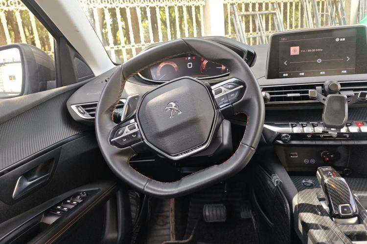 Used Peugeot 5008 2017 380THP 5-Seater Elite Edition Steering Wheel